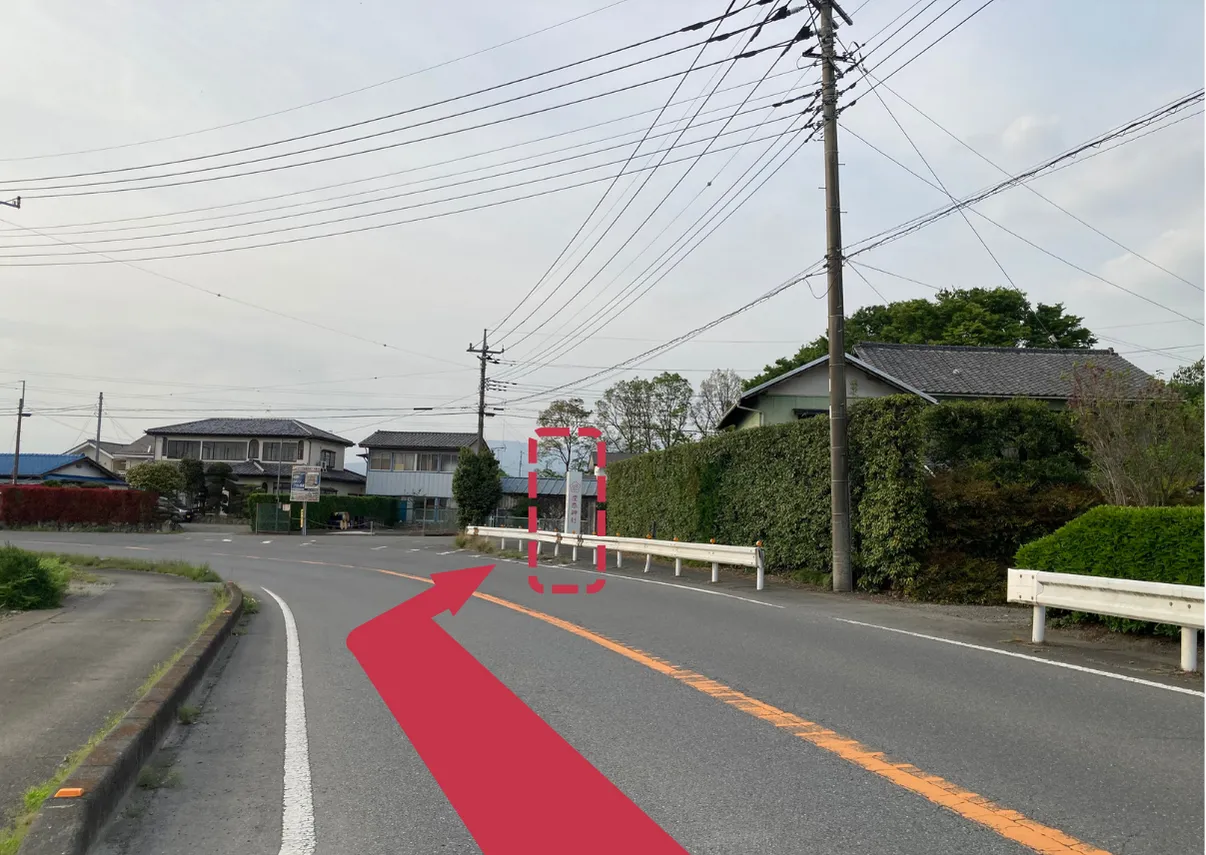 産泰神社に右折で入る場合